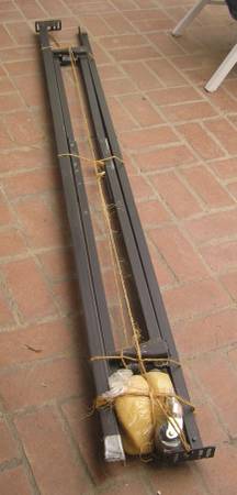 MULTI-SIZED METAL BEDFRAME 1