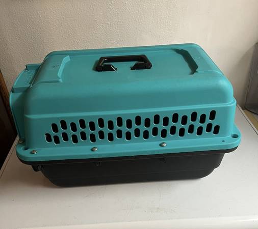 Pet Carrier 1