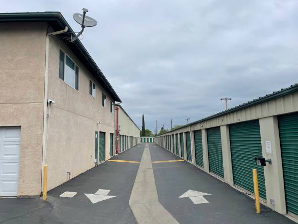 $270 / 300ft2 - CAL STORAGE>>>10x30, $270.00/mes>>> ¡ALQUILA EN LÍNEA O EN NUESTRAS OFICINAS!!!! (Merced)63623142911233122