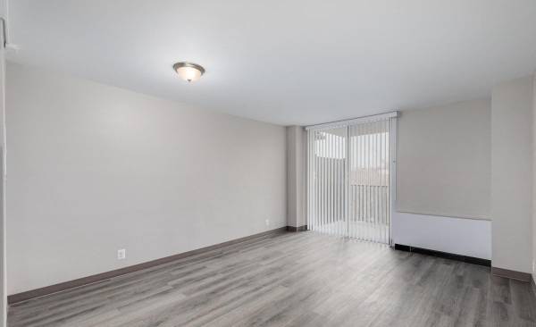 $1,160 / 388ft2 - Amazon Package Lockers, Controlled Access/Gated, AC (Washington Highlands)63895919214594121