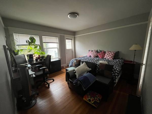 $2,100 / 1br - Duboce Triangle Unit with Private Backyard (hayes valley)64000754732673121