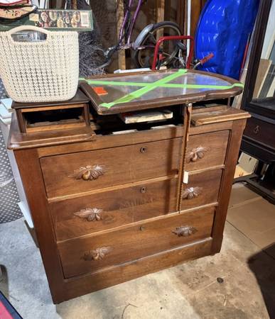 Yard sale photo