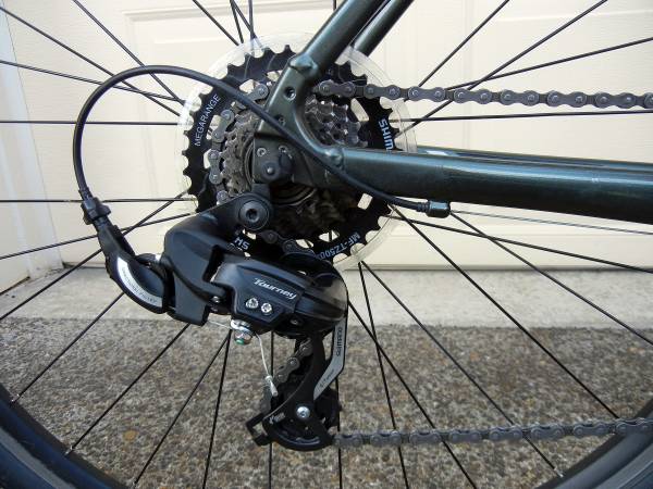 GIANT escape M-3 - $220 (aloha 209th)63471265460611124