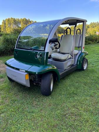 Ford Think Electric Golf cart 1