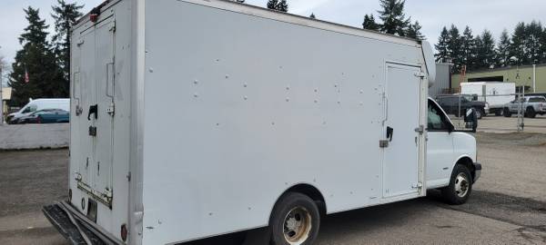 2008 Chevrolet express - Photo 3