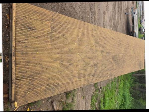 FLOE 4x16 alumagrain dock section 1