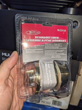 Wellson Deadbolt Lock-With 2 Keys (Gold) 1