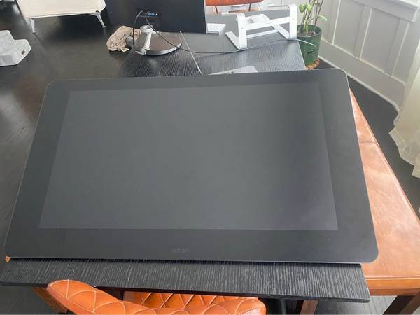 Wacom Cintuq Pro 32" 1