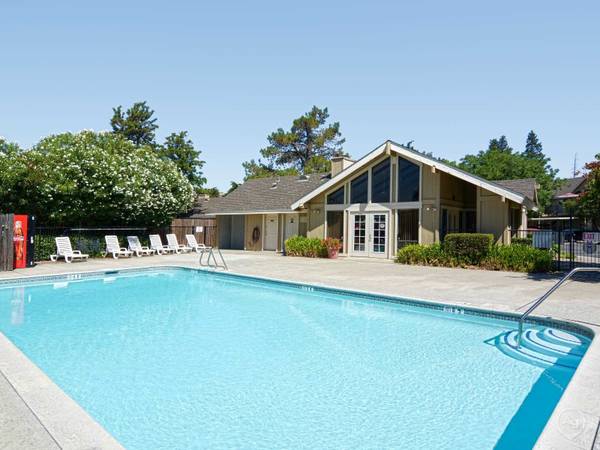 $1,145 / 472ft2 - Charming Studio at Willow Glen (Sacramento)63900565919619124