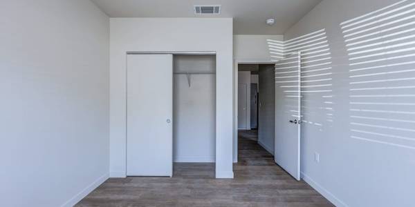 $1,415 / 2br - Smoke-Free Community, In Unit Washer and Dryer, 2 bedroom (5100 W 1st Ave, Sun Valley, NV)63682291996163122