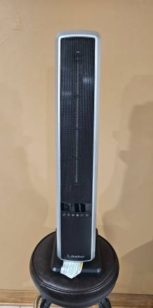 LASKO TOWER HEATER 1