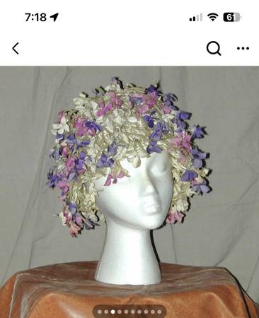 Sombreros vintage de diseñador - $250 (Upper West Side)63471464051587121