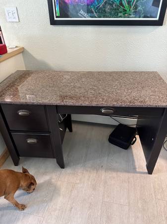 Desk 1