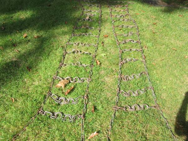 DOUBLE "0" TRACTOR CHAINS 1