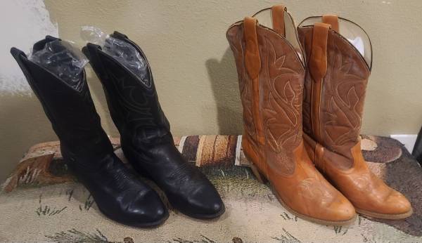 LADIES COWBOY BOOTS 1