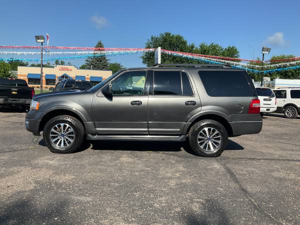 2016 Ford Expedition XLT - $6,995 (Cambridge)63470066372995121