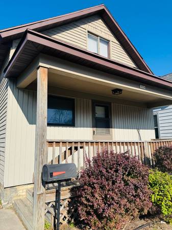 $1,875 / 3br - Newely Renovated 3 bedroom House (Sheboygan)63813311827457123