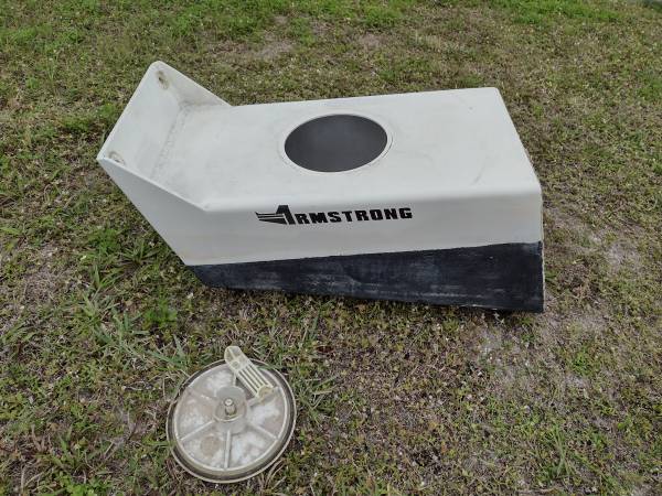 Armstrong outboard bracket 1