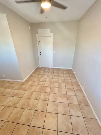 $1,950 / 350ft2 - Unbelievable Location! Utilities Paid! Only Steps to Beach! (2886 #A) (South Mission Beach)63932992479747123