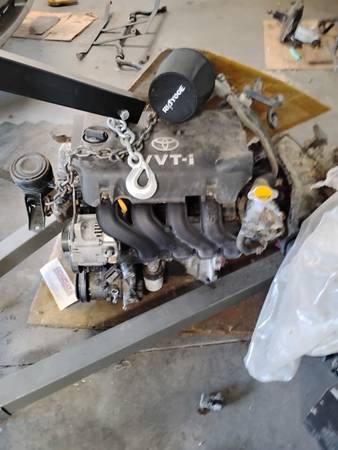 2009 Toyota Yaris 1nz-fe engine 1