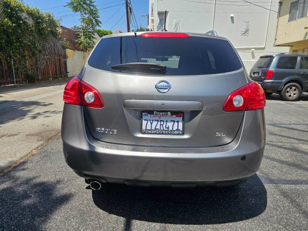 2009 Nissan Rogue SL - $4,700 (Studio City)63470774181633124