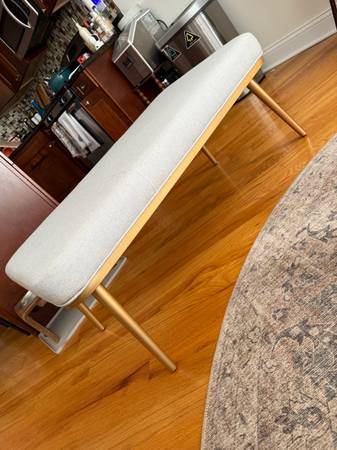 Ottoman/Coffee Table 1