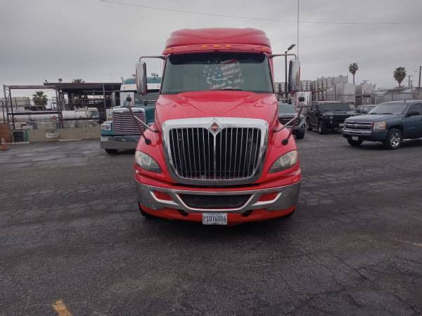 2015 Prostar International - $35,000 (Los Ángeles)63624532129665121