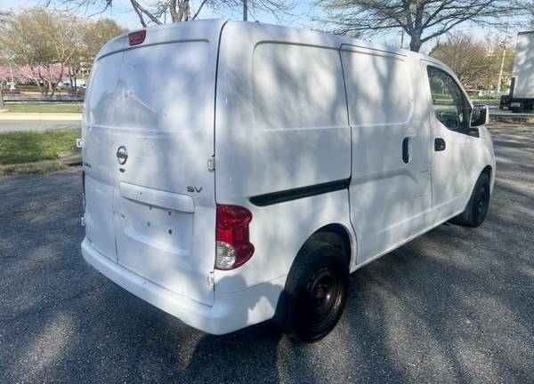2017 NISSAN NV200 INSPECCIONADO POR EL ESTADO DE MARYLAND, FURGÓN DE UN SOLO DUEÑO - $10,999 (GAITHERSBURG)63616627789315124