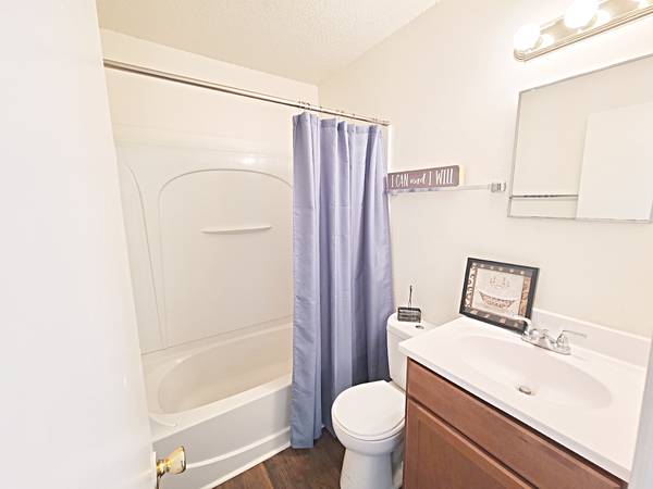 $1,395 / 3br - Welcome Home! Havenwoods Garden Apartments (LYNN HAVEN)63813013474433123