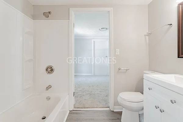 $900 / 3br - 1000ft2 - ¡NUEVO HOGAR RECIENTEMENTE REMODELADO CERCA DE TIENDAS Y MUCHO MÁS! (Inman)63661239060865124