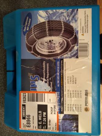 Brand new cable chains - get up to the mountains and ski! 1