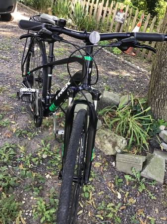 27” Trek Dual Sport 2 Hybrid Bike - $375 (Linthicum Md)63471078436481121