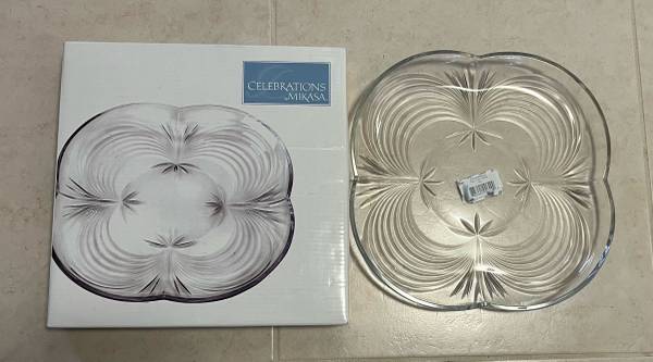Celebration by Mikasa glass plate 1