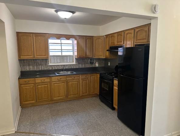 $1,300 / 1br - Bright & Affordable 1BR Apartment – Near Fordham (Bronx)63945362916866124