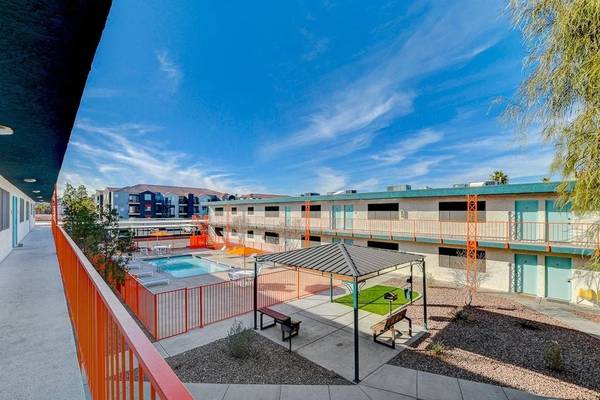 $1,149 / 1br - 610ft2 - 🌟 1 MONTH FREE + $300 Back! Stylish 1BD/1BA from $1,049 🌟 (4265 S Bruce St, Las Vegas, NV)63859501639171120