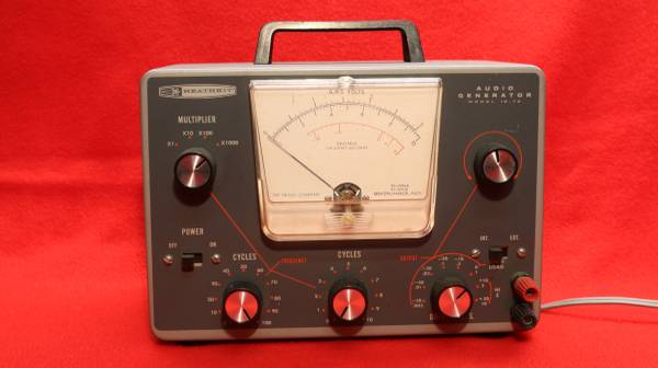 Heathkit Audio Generator Model IG-72 Vintage, Works! 1