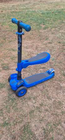Hurtle Skootkid Scooter/Ride On Toy 1