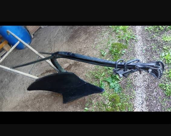 Auntie plow j I case 1