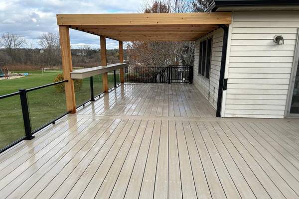 1000 sq ft TimberTech Advanced PVC (AZEK) –French White Oak, 1