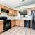 Comfortable 3beds in orlando, spacious backyard with garage 3 thumbnail
