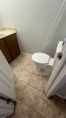 $3000.00 / 3br - 1450ft2 - Magnificent Brick front town house on  OM BLVd.63694835968769124