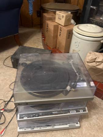 Technics turntable sl 23 sl 210 sl 8500 teac a 103 tape deck 1