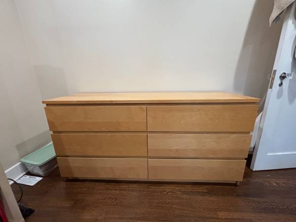 6 drawer wooden dresser 1
