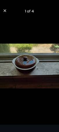 Hall Brown glazed bean pot 1