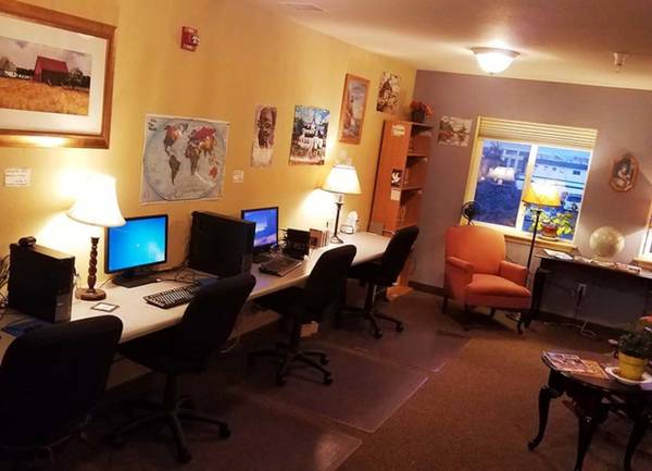 $1,099 / 2br - Extra Storage Available, Courtyard, Dishwasher (1950 Bellerive Drive, Richland, WA)63924809658499124