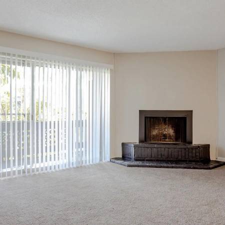 $1,785 / 2br - 1137ft2 - Easy Access to Freeways, Balcony or Patio, Play Area63976135394434123