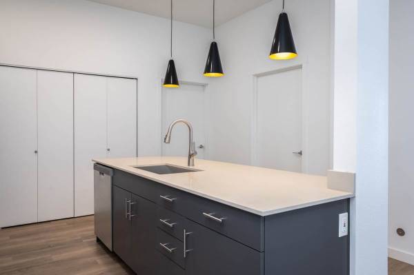 $2,185 / 2br - 995ft2 - Check out our amazing location! 2 bed, 2 bath. Located in Oregon City. (Oregon City - Clackamas Community College)63895124331394122