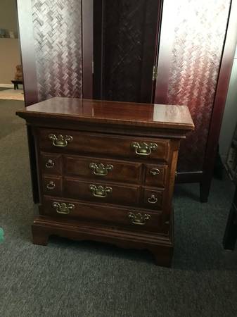 Night Stand / Side Table 1