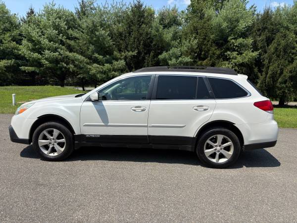 2013 SUBARU OUTBACK Limited Edition Awd FB25 Wagon All Weather Pkg - $3,900 (Kresgeville PA)63435791825921123