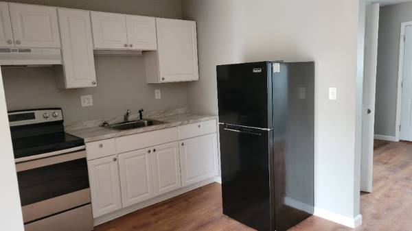 RECENTLY RENOVATED 1